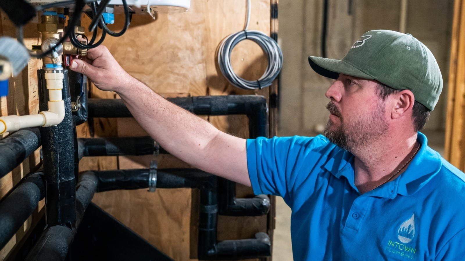 Identifying Plumbing Issues in Commercial Inspections